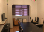 İcarəyə verilir 2 otaqlı 65 m2 köhnə tikili Yeni Yasamal
