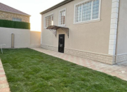 Satılır 3 otaqlı 150 m2 həyət evi Saray