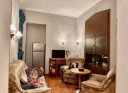 İcarəyə verilir 2 otaqlı 30 m2 köhnə tikili İçəri Şəhər m.