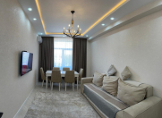 Satılır 3 otaqlı 100 m2 yeni tikili İnşaatçılar m.