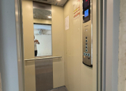 Satılır 4 otaqlı 125 m2 köhnə tikili Memar Əcəmi m.