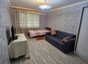 Satılır 1 otaqlı 35 m2 köhnə tikili Nizami m.