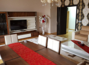 İcarəyə verilir 2 otaqlı 125 m2 yeni tikili Şah İsmayıl Xətai m.