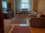 Satılır 3 otaqlı 70 m2 köhnə tikili İnşaatçılar m.