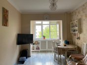 Satılır 3 otaqlı 90 m2 köhnə tikili 4 mkr