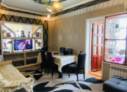 Satılır 2 otaqlı 65 m2 köhnə tikili 9 mkr