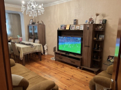 Satılır 3 otaqlı 75 m2 köhnə tikili Sabunçu r.