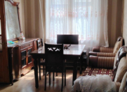 Satılır 2 otaqlı 60 m2 köhnə tikili Həzi Aslanov m.