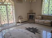 İcarəyə verilir 3 otaqlı 110 m2 köhnə tikili Nizami m.