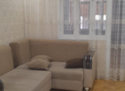 İcarəyə verilir 3 otaqlı 60 m2 köhnə tikili Nəsimi m.