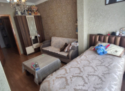 Satılır 3 otaqlı 80 m2 köhnə tikili 8 km