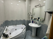 Satılır 4 otaqlı 165 m2 yeni tikili Nəriman Nərimanov m.