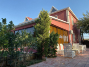 Satılır 9 otaqlı 600 m2 villa Novxanı