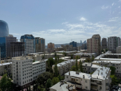 Satılır 5 otaqlı 290 m2 yeni tikili 28 May m.