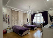 Satılır 4 otaqlı 160 m2 yeni tikili Sahil m.