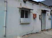 Satılır 1 otaqlı 20 m2 həyət evi İnşaatçılar m.