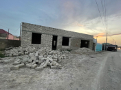 Satılır 3 otaqlı 160 m2 obyekt Binə