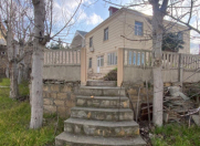 Satılır 7 otaqlı 250 m2 həyət evi Novxanı