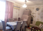 Satılır 2 otaqlı 45 m2 köhnə tikili Bakıxanov