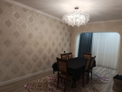 Satılır 3 otaqlı 75 m2 köhnə tikili Həzi Aslanov m.