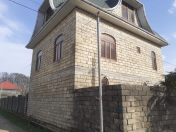 Satılır 20 otaqlı 14000 m2 həyət evi Lənkəran