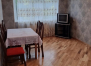 İcarəyə verilir 2 otaqlı 70 m2 köhnə tikili 8 km