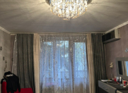 Satılır 3 otaqlı 80 m2 köhnə tikili Elmlər Akademiyası m.