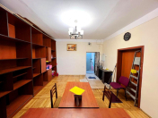 İcarəyə verilir 1 otaqlı 23 m2 ofis Nəriman Nərimanov m.