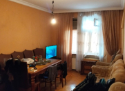 Satılır 3 otaqlı 80 m2 köhnə tikili Əhmədli m.