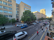 İcarəyə verilir 12 otaqlı 320 m2 ofis 28 May m.