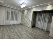 Satılır 3 otaqlı 80 m2 köhnə tikili Neftçilər m.