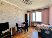 Satılır 3 otaqlı 85 m2 köhnə tikili Əhmədli m.