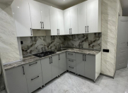 Satılır 3 otaqlı 80 m2 köhnə tikili Neftçilər metrosu