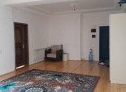 Satılır 4 otaqlı 167 m2 yeni tikili Yasamal r.