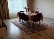 Satılır 3 otaqlı 110 m2 köhnə tikili Bakı