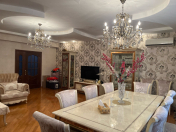 Satılır 4 otaqlı 185 m2 yeni tikili 28 Mall