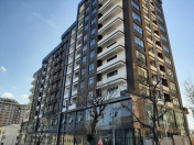 Satılır 2 otaqlı 100 m2 yeni tikili 28 May m.
