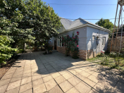 İcarəyə verilir 3 otaqlı 200 m2 həyət evi Xaçmaz