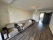 Satılır 2 otaqlı 50 m2 köhnə tikili Neftçilər m.