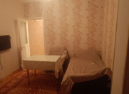 İcarəyə verilir 2 otaqlı 62 m2 köhnə tikili Gənclik m.