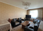 Satılır 3 otaqlı 75 m2 köhnə tikili Xalqlar Dostluğu m.