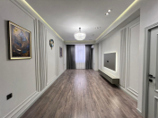 Satılır 2 otaqlı 65 m2 yeni tikili Gənclik m.