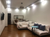 Satılır 2 otaqlı 90 m2 yeni tikili Əhmədli m.