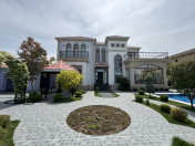 Satılır 5 otaqlı 500 m2 bağ evi Novxanı