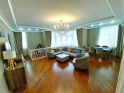 Satılır 4 otaqlı 190 m2 yeni tikili Şah İsmayıl Xətai m.