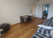 İcarəyə verilir 2 otaqlı 50 m2 köhnə tikili Gənclik m.