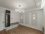 Satılır 3 otaqlı 60 m2 yeni tikili Dərnəgül m.