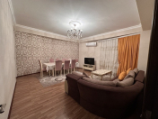 Satılır 3 otaqlı 130 m2 yeni tikili Həzi Aslanov m.