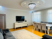 Satılır 3 otaqlı 140 m2 yeni tikili İnşaatçılar m.