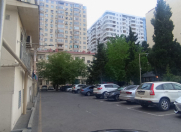 Satılır 2 otaqlı 50 m2 köhnə tikili Qara Qarayev m.